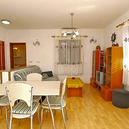 879 Hotel Poreč