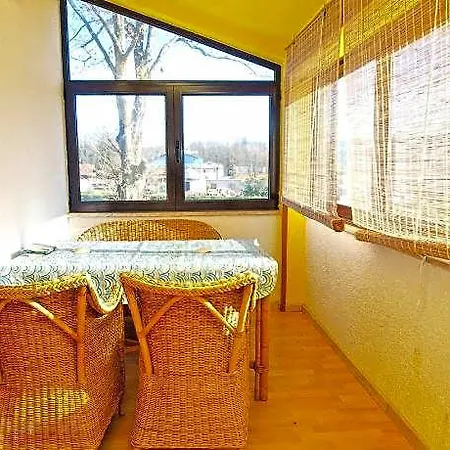 Hotel 879 4*