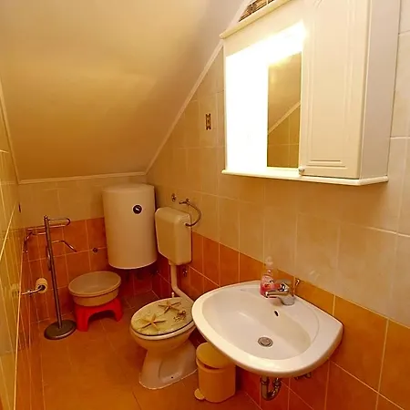 879 Hotel